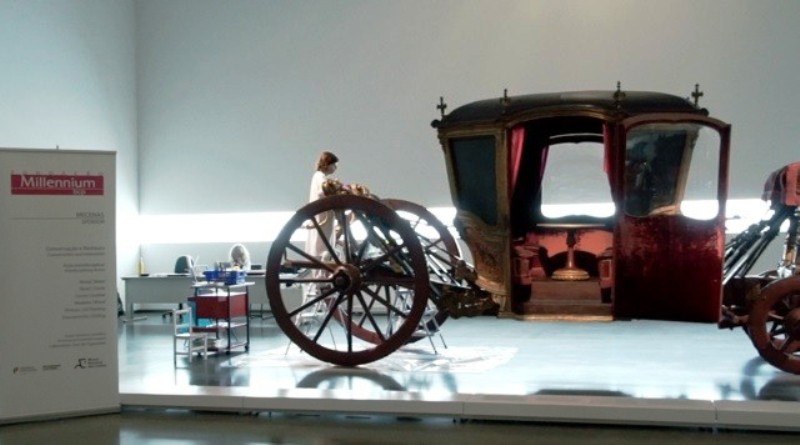 Imagem da coche no Museu Nacional dos Coches